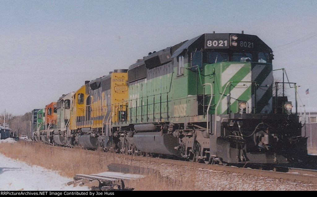 BNSF 8021 East